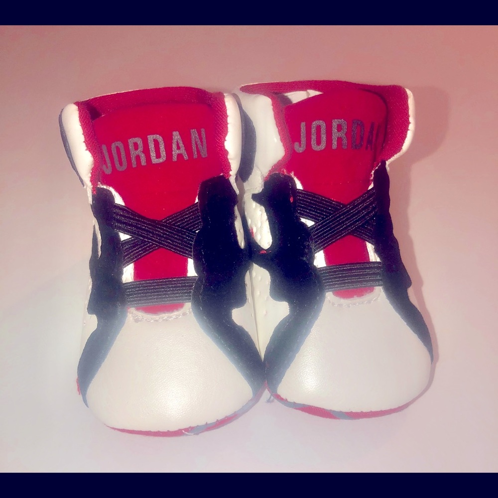 Infant crib shoes